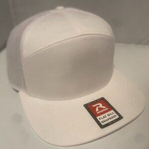 Richardson White Snap Back 7-Panel Trucker's cap